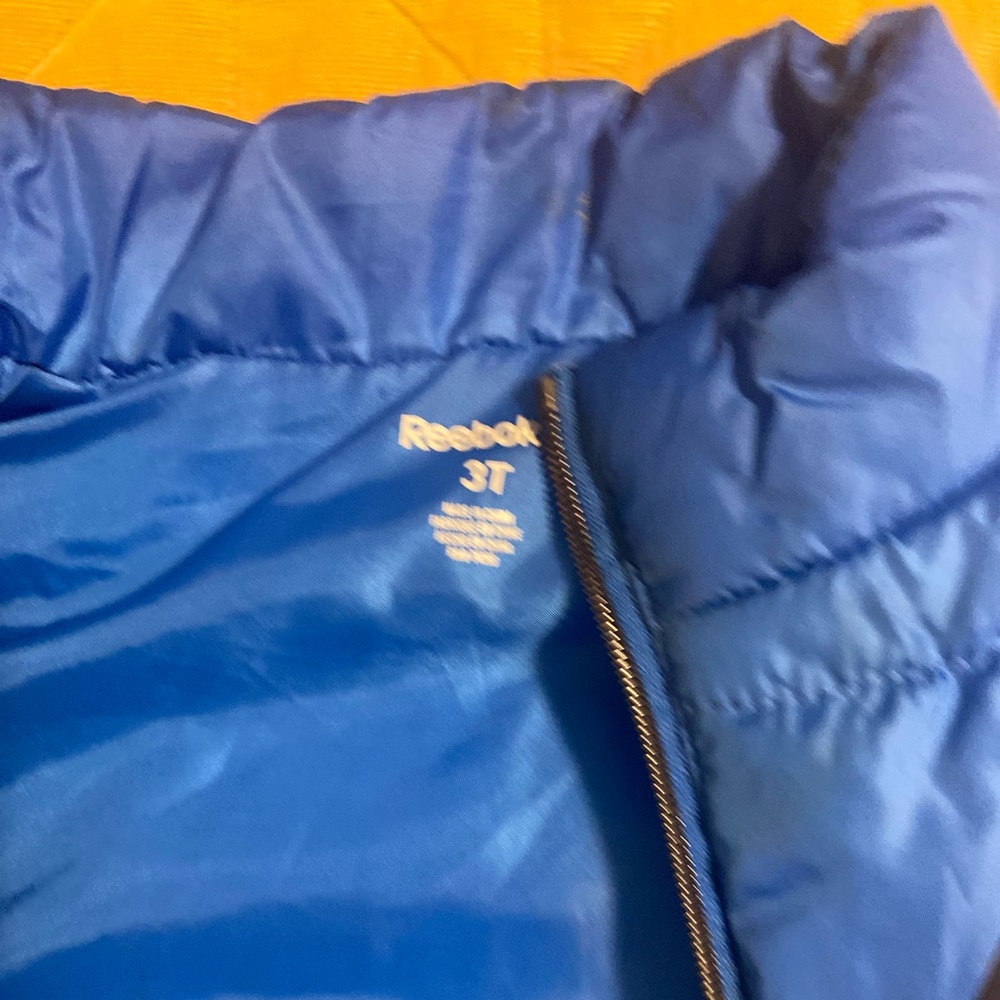 Reebok Blue Puffer Vest - Picture 2 of 2